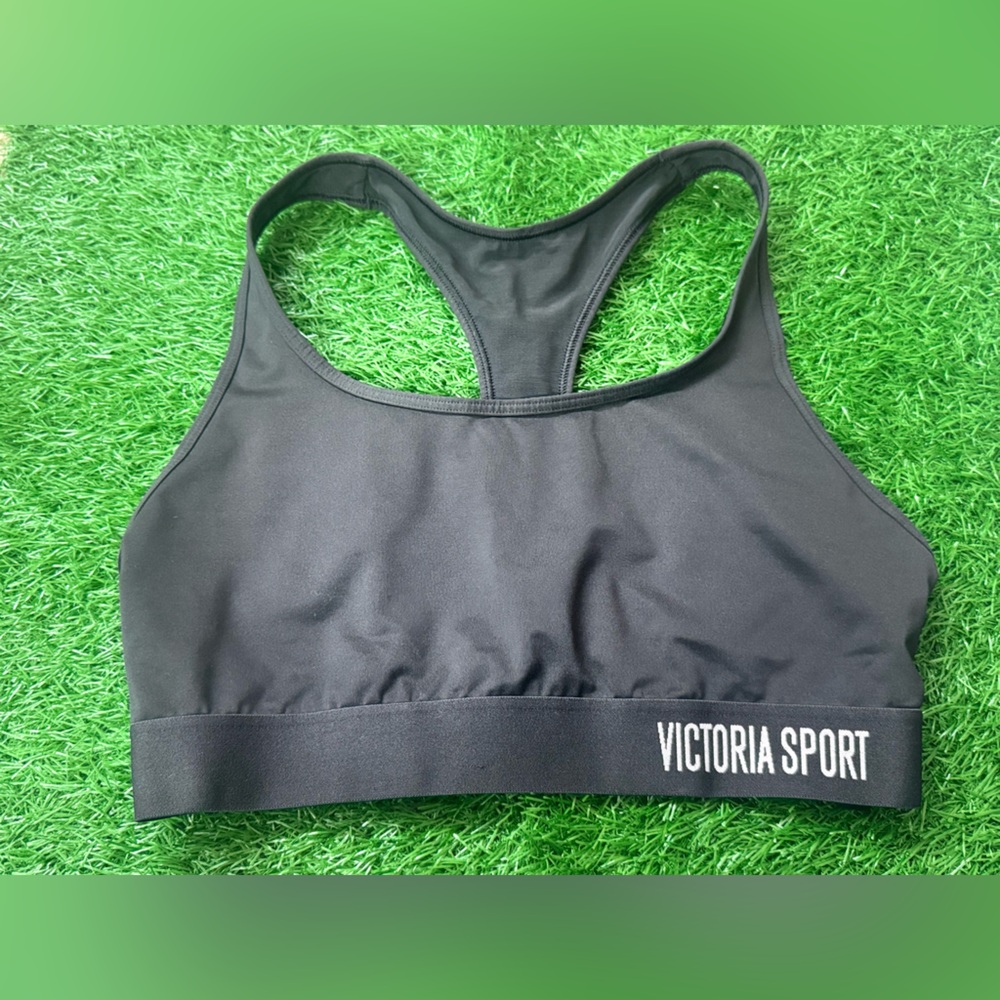 Victoria’s Secret Black Sports Bra Size M‎